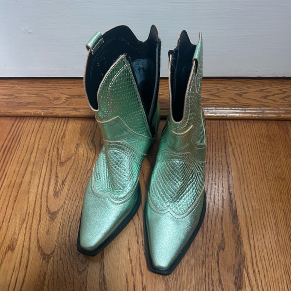 Turquoise metallic cowboy boots - Picture 2 of 4